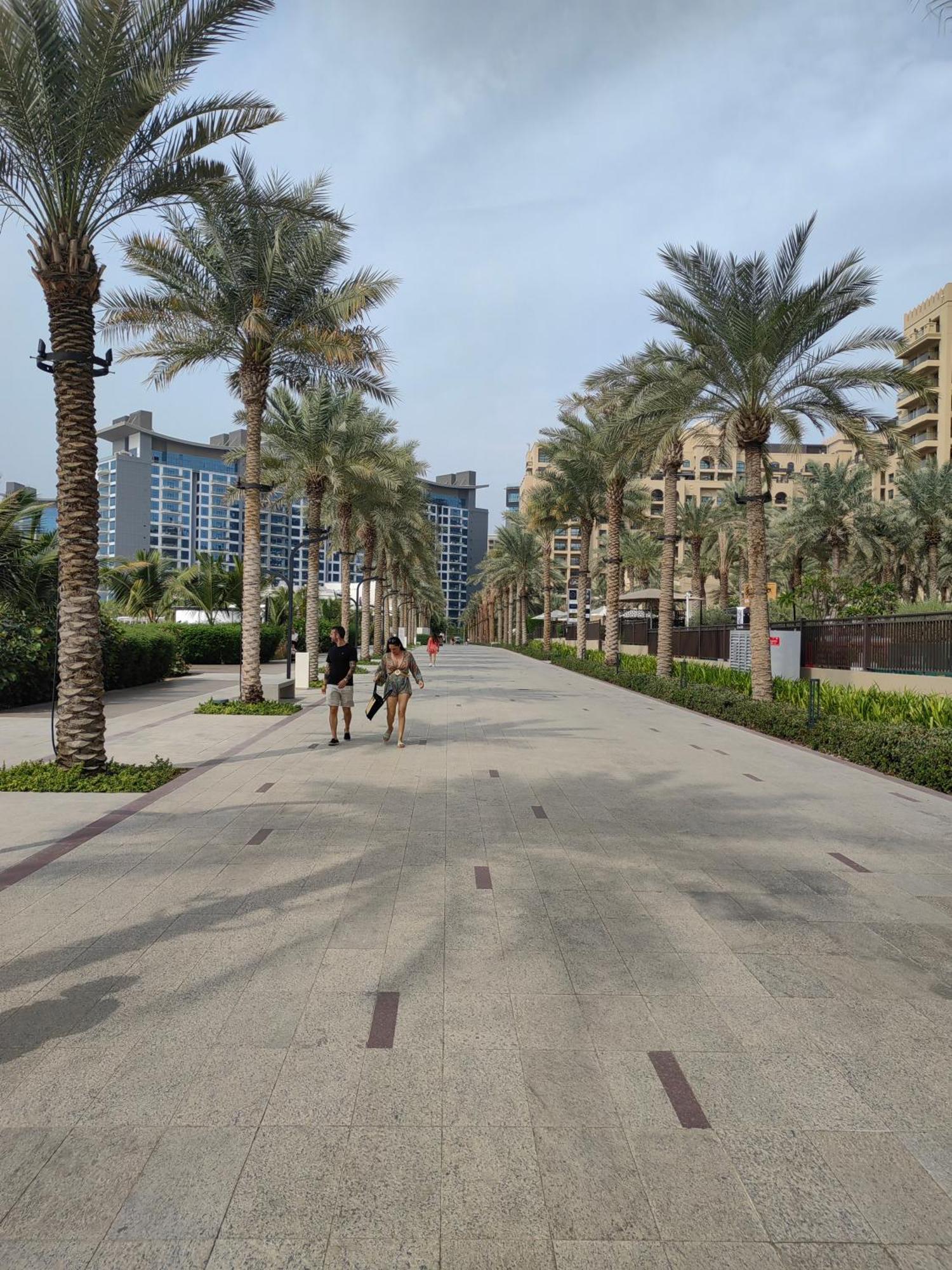 7 Palm Jumeirah Dubai Exterior photo
